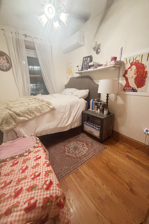 Bedroom 1 - Summer Sublet Available: May 16 – August 30th In Beacon hill on Charles street Apartments