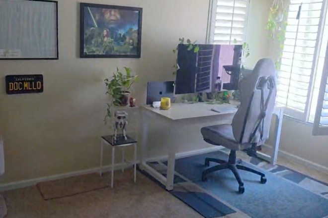 West-Facing Bedroom - Quiet Space for Study, Sleep, and Sanctuary! House