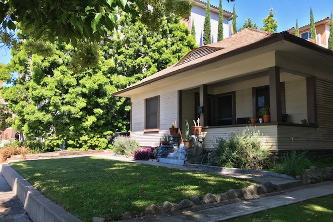 Outside street view - Private  bed/bath in house for Rent in Old Town $1,100. Great Location