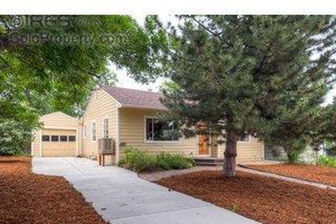 2805 Elm Ave. - South Boulder Charmer with Private Backyard in Excellent Location House