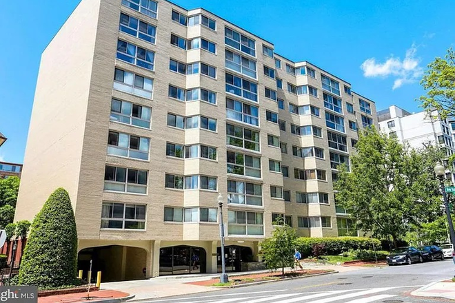 Building - Fully-Furnished Large Foggy Bottom 1Bed + 1Bath Apartment for rent - $2,690