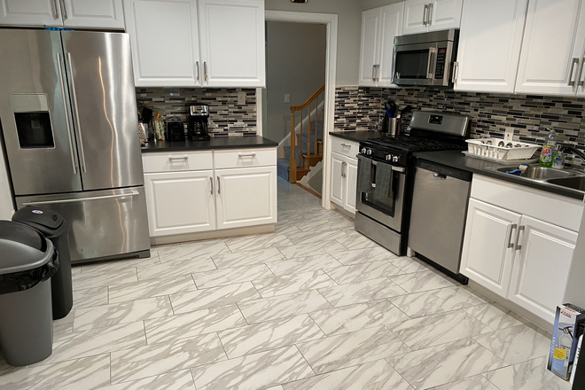 Kitchen - Gorgeous and spacious rooms near UMD campus!!! Cleaning service provided! House
