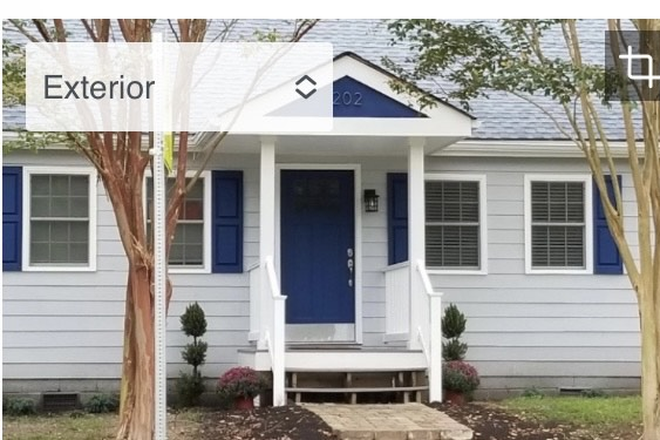 front of house - Cozy Cottage Apartments