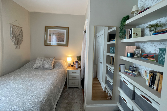 Bedroom - Room For Rent House