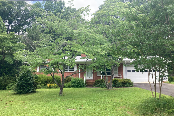 Outside street view - Single-Family Home close to campus
