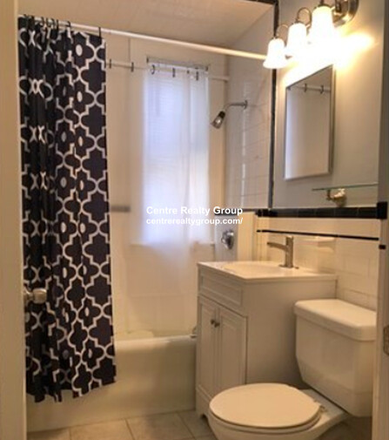 - - AVAILABLE 06/01/26 - 4 BED NEAR TUFTS – 77 LYMAN AVE MEDFORD Apartments