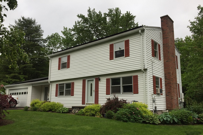 Outside street view - Room in South Amherst House