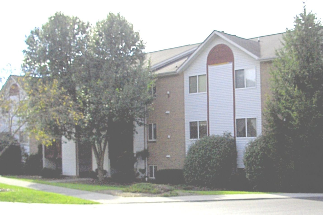  - 3 Bedroom 2 Bath Condo