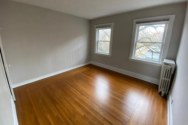 Bedroom - Ravine Street Apartment