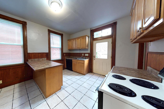 Kitchen - 2319 Sauer Avenue House