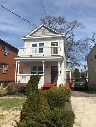 Front - 3 Bed/2 Bath on Lexington Ave.