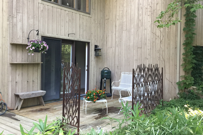 Front entrance to apartment - UNIQUE 1 BEDROOM IN HARDWOOD FOREST/10 MINUTES TO CAMPUS Apartments