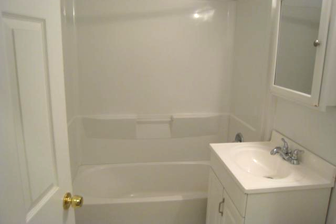 Visit hubrealtyproperties.com - Fantastic 3 bedroom with breakfast bar and large bedrooms, across from BU West Campus Condo