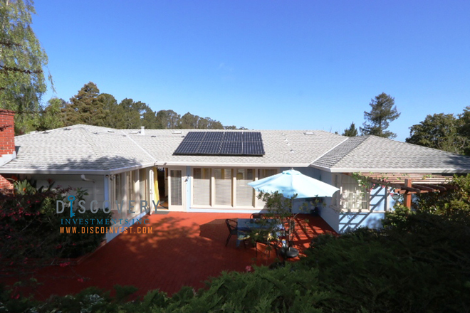 view from the patio - Private Berkeley Hills Apartment with Garden Oasis! (All Utilities Included)