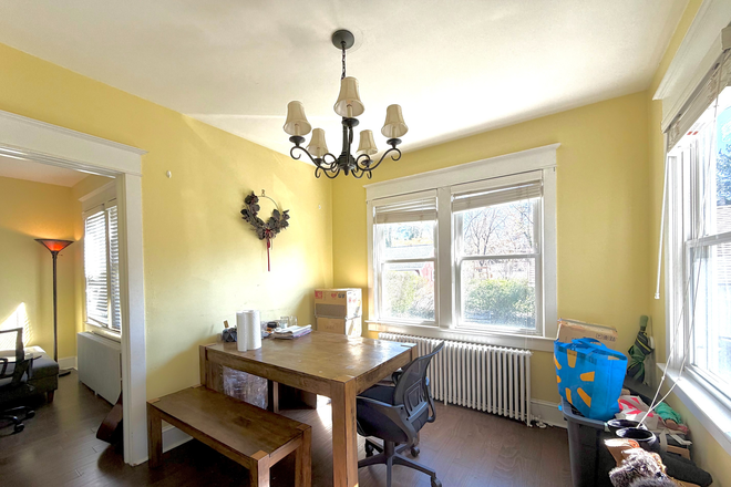 Dining room - Summer sublet:Furnished room in shared home-option for long-term lease-Linden Ln-Princeton