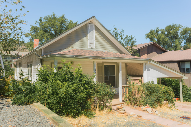 3 bed 1 bath - 1611 9th Street - 3 bed 1 bath Apartments