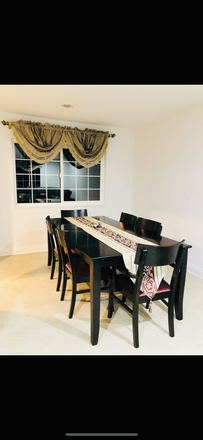 Dining Area - Room Available Now – Perfect for Students