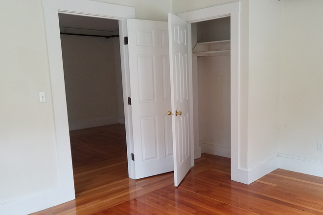 Interior - 285 Main Street - 3BR (Downtown) Apartments