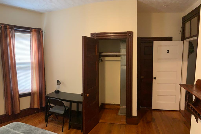 Bedroom - Furnished Private Room 1-3 Triplex