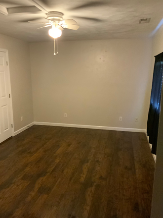 Bedroom #3 - Rooms for Rent- Shared CO-ED Student Housing!