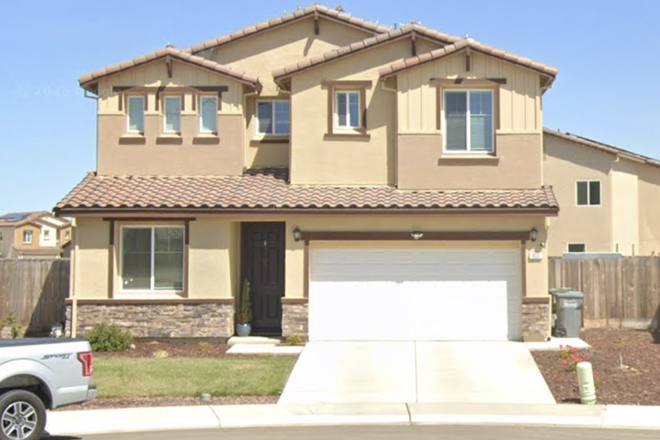 833 kelsey  ct house - Kelsey Court Student Home - Standart Room $700 or $950 master room private bathroom