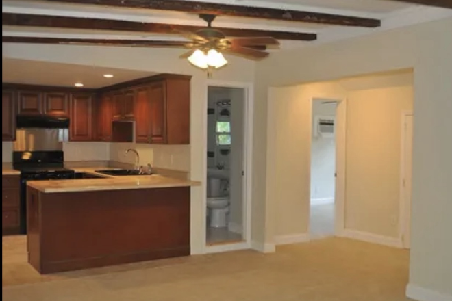 Kitchen - Byrnes Down Rental Duplex