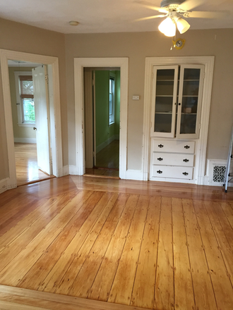 liv room - 3 Bed Tufts area Apartments