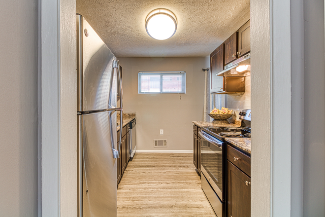 Renovated Kitchen 2 - President Park Apartments - 6 weeks Free & Waived Fees!