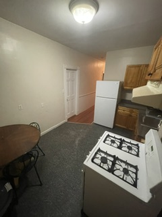 Kitchen - Great Location! Convenient access to Both Mission Hill and All Schools! Apartments