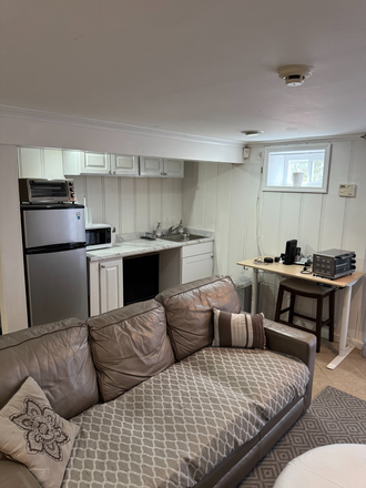 Kitchenette (Private) - Private 1BR suite w/ private entrance + bath + kitchenette — steps to MSU & Montclair Heights train House