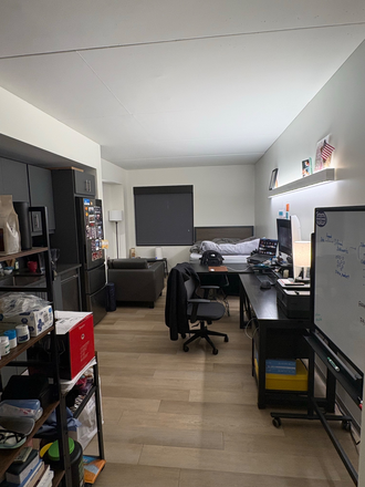 Studio Unit - Graduate Junction with Prudential View Apartments