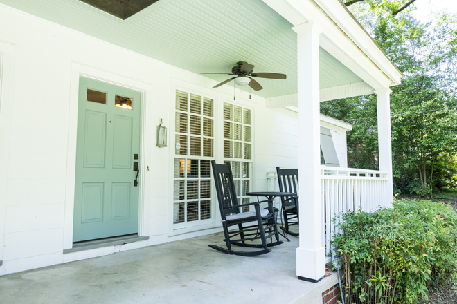Porch - Midcentury cottage close to everywhere you want to be in Fondren and beyond!