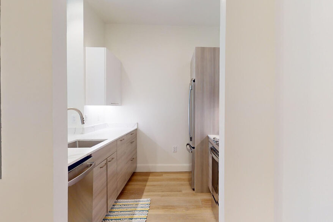 . - Gorgeous 2 Bed / 2 Bath w/ LAUNDRY IN UNIT!! Avail NOW!! Apartments