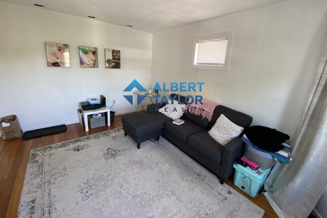 Living Room - 3 bed with MASSIVE Living Room! Professionally Managed & Renovated!! Apartments