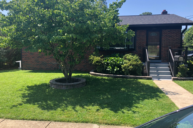 Outside Street View - Front - Fully Renovated 5 Bedroom, 2 Bath House with Bonus Kitchenette, Family Room + Laundry in Baseme