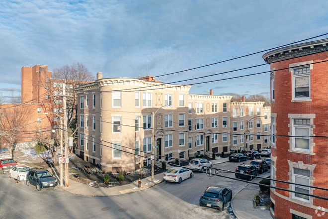 Photo of the Building - Fineberg Management