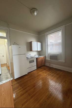 Kitchen - Chesterfield Apartments