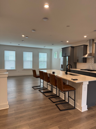Kitchen - Modern 3 Bedroom Townhouse with EV Charger