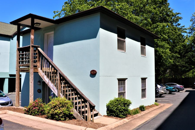 302 14th Street NW - Cottage at Graduate Court Apartments