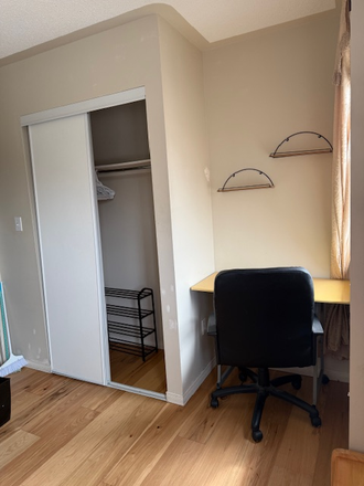 Bedroom B: $930 Private room with Queen sized bed - Private rooms for rent in a shared townhouse at Weston Road