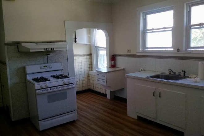Kitchen - Nice Three Bedroom Apt with Large Kitchen and Laundry! No Fee!