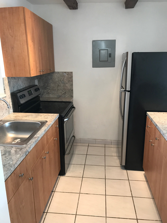 new remodeled Kitchen - Nice apartment in the center of Miami