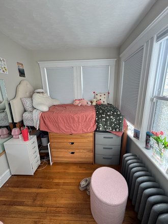 bedroom - 288 Foster Unit 1 House