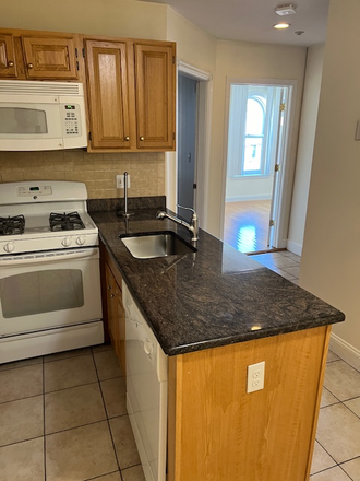 kitchen - Unit 501 Apartments