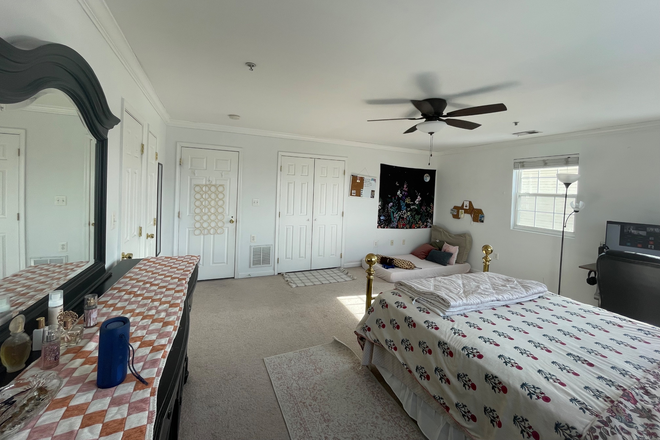 Bedroom view 2 - Summer Sublease near UMD House