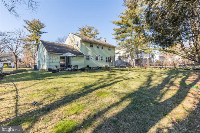 Backyard - 4BR home-Robert Rd-Princeton