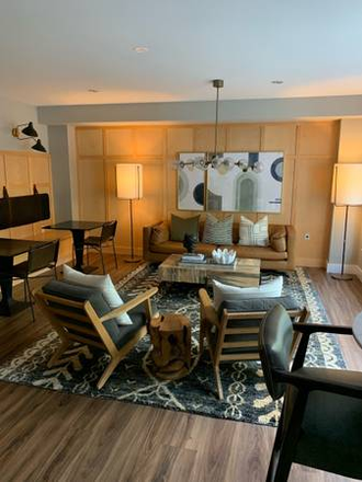 Lounge - The Letterman House - Studio for Rent