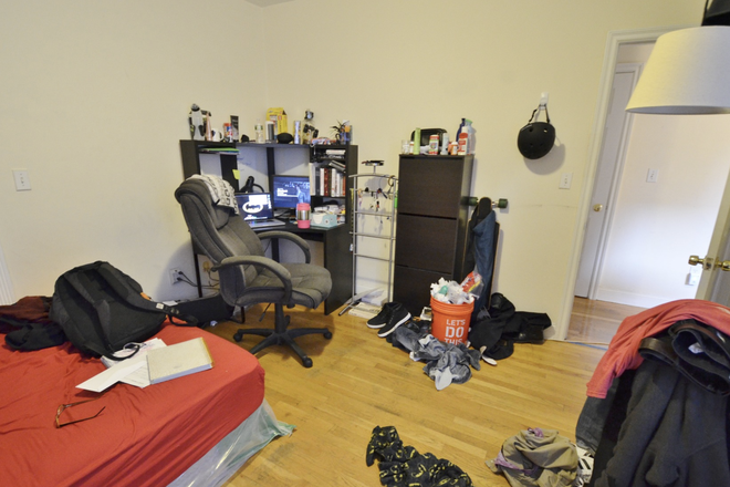 Available Bedroom (NOT CURRENT CONDITION) - Fenway Apartment