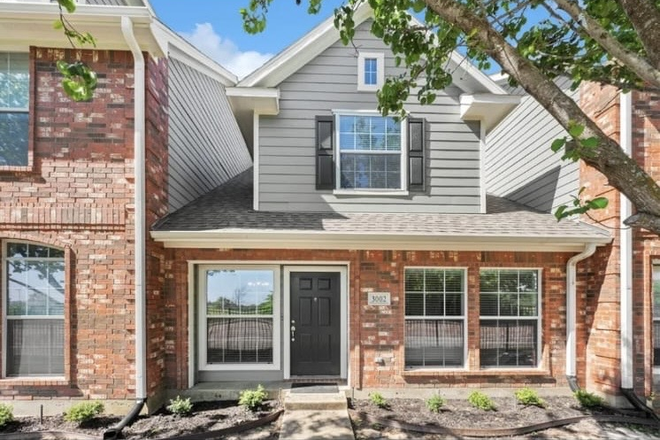 outside of townhouse - Water Wood Townhomes