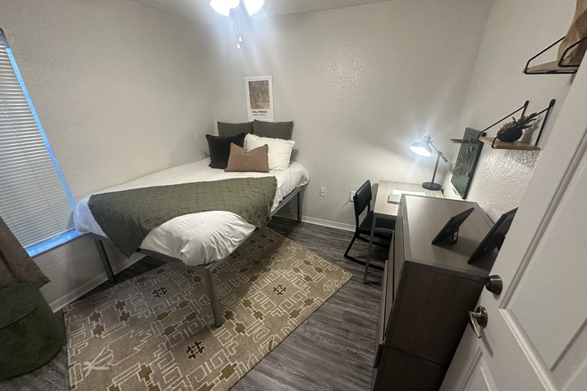 Bedroom - Northgate Lakes
